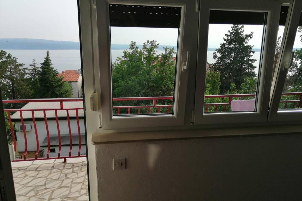 Spacious 2-Room Apartment With Beautiful Sea View Crikvenica Exterior photo